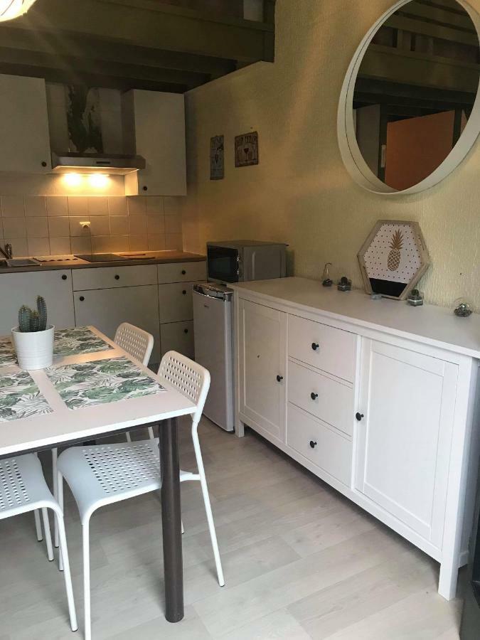 Loft Renove Au Calme A La Campagne Pour Famille Hastiere-par-dela Exterior foto